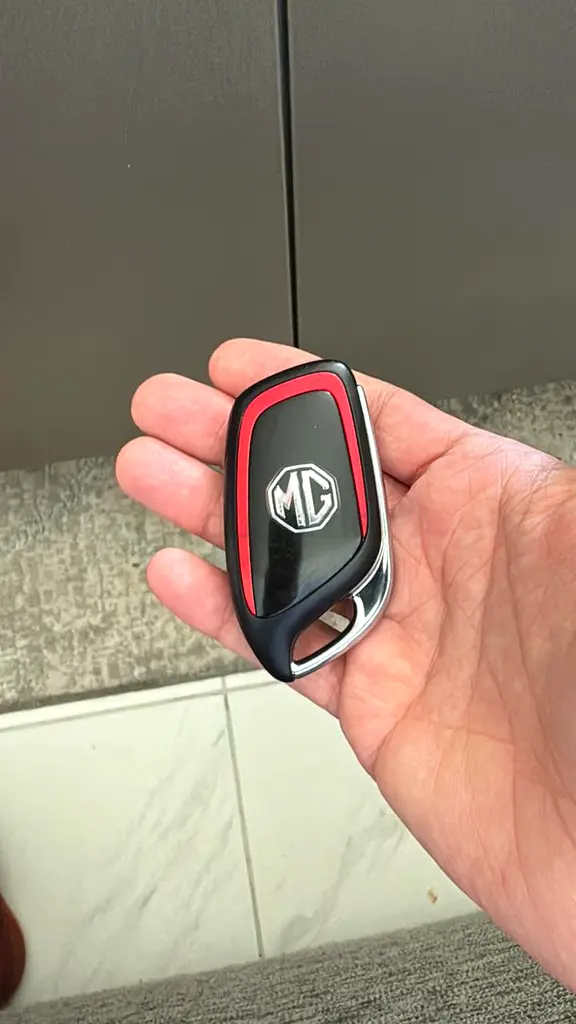 MG ZST Luxury 2023, GCC Specs - Image 8