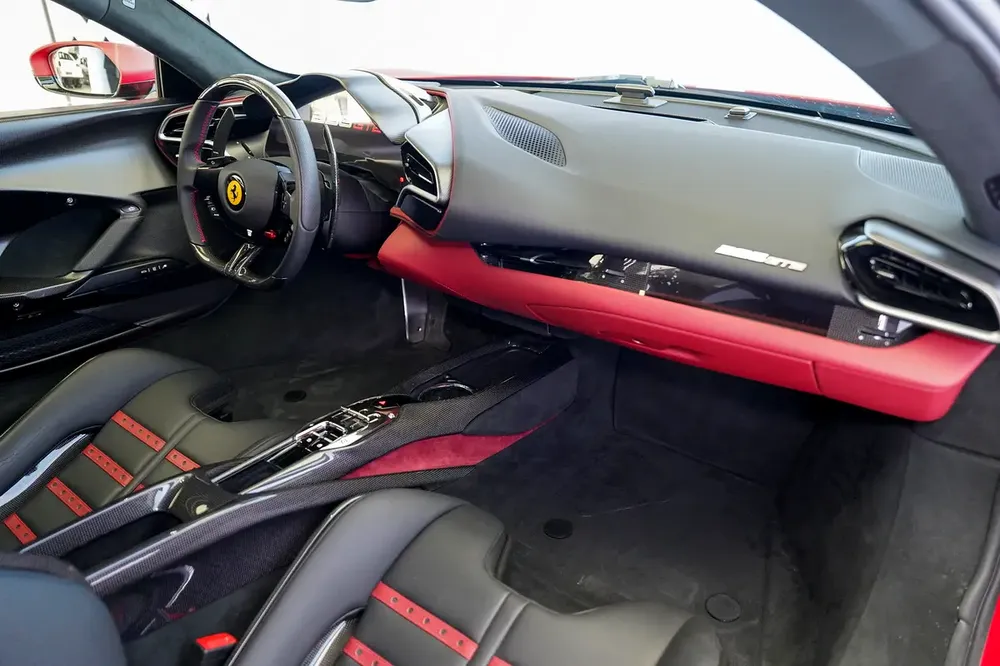 SERVICE JUN 2030 | FULL CARBON INTERIOR | CARBON EXTERIOR | DAYTONA SEATS | ASSETTO  FIORANO - Image 14