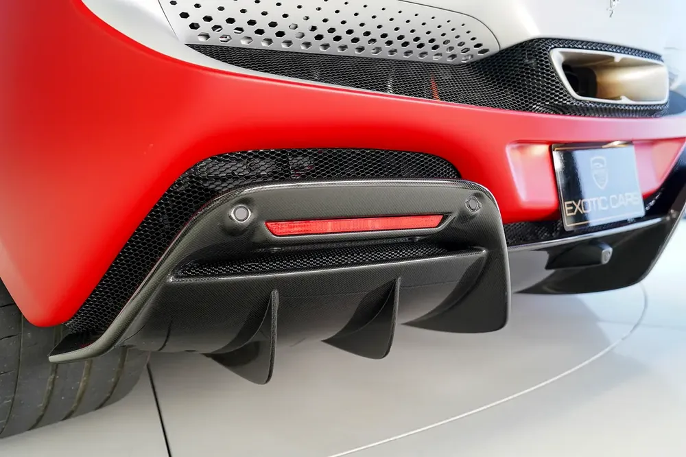 SERVICE JUN 2030 | FULL CARBON INTERIOR | CARBON EXTERIOR | DAYTONA SEATS | ASSETTO  FIORANO - Image 20