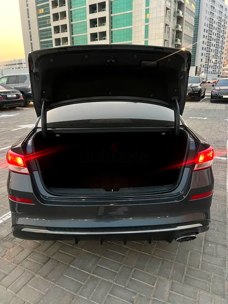2019 Kia Optima EX Mid - Well Maintained - American Specs - Image 10