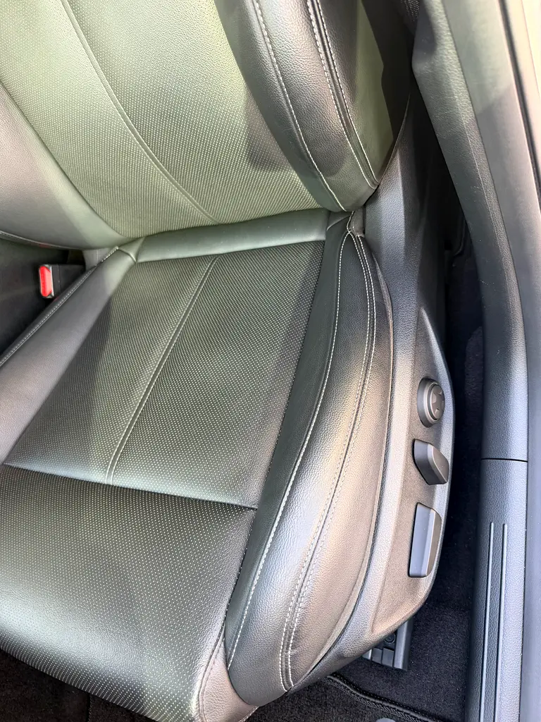 2023 Genesis G70 Premier. Original paint. 5 years warranty unlimited - Image 7