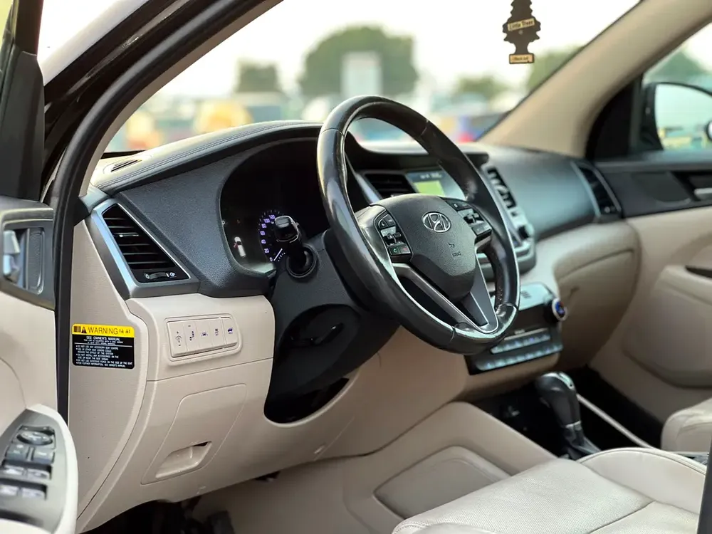 2016  Hyundai Tucson Limited 1.6 Turbo V4 - Panoramic View - Rear Camera With Radar  Sensor AWD 4x4 - Image 11