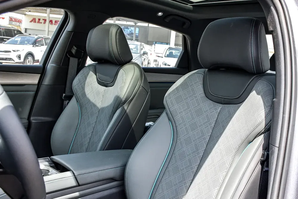 BYD Qin L DM-i 120 KM luxury Intelligent Drive MSRP - 1398 - Image 18