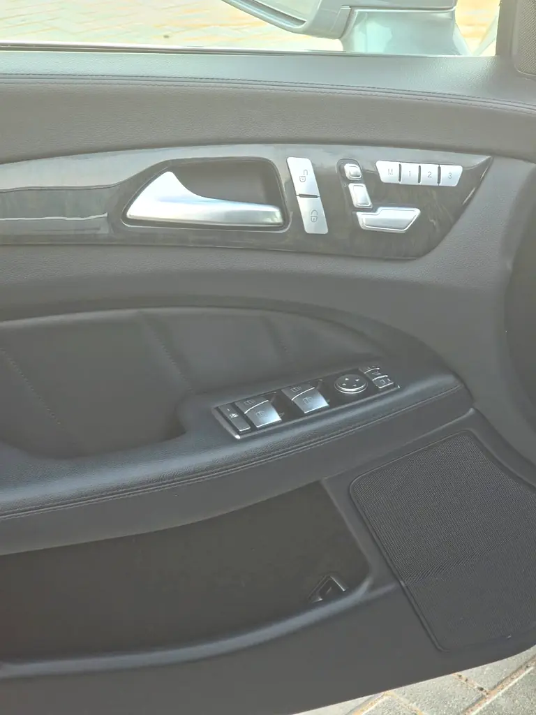 2014 Mercedes-Benz CLS 350 | Japanese Specs | Pristine Condition - Image 11