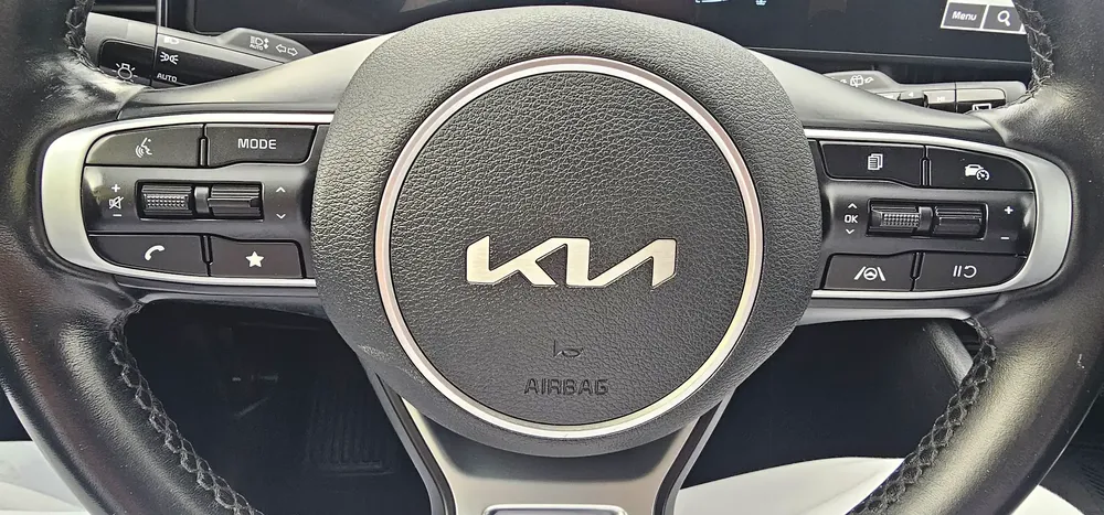 KIA SPORTAGE MODEL 2023 KM 73000 VERY GOOD CONDITION - Image 7