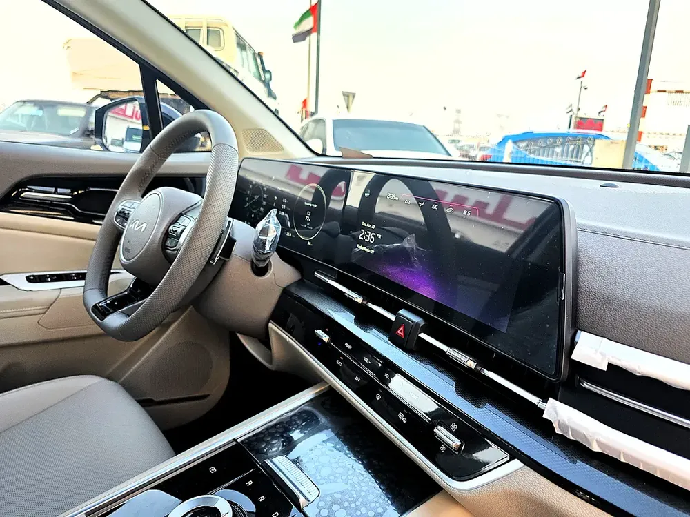 KIA SPORTAGE 1.5L petrol SUV FWD Gcc Grey Color 2026 Model - Image 16