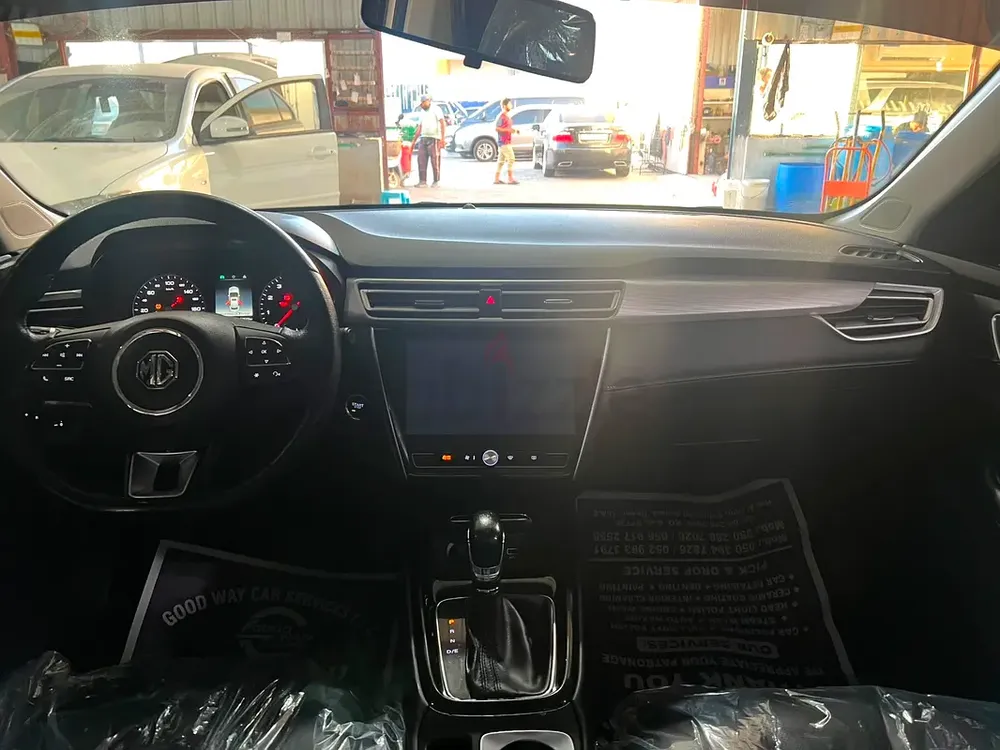 MG MG5 Luxury 2022 | GCC Specs | Full Option | - Image 9
