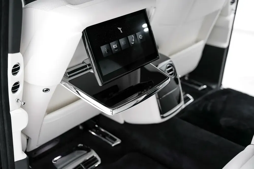 2026 ROLLS-ROYCE PHANTOM EWB WITH WARRANTY AND SERVICE CONTRACT - Image 15