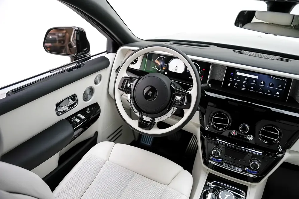 2026 ROLLS-ROYCE PHANTOM EWB WITH WARRANTY AND SERVICE CONTRACT - Image 8