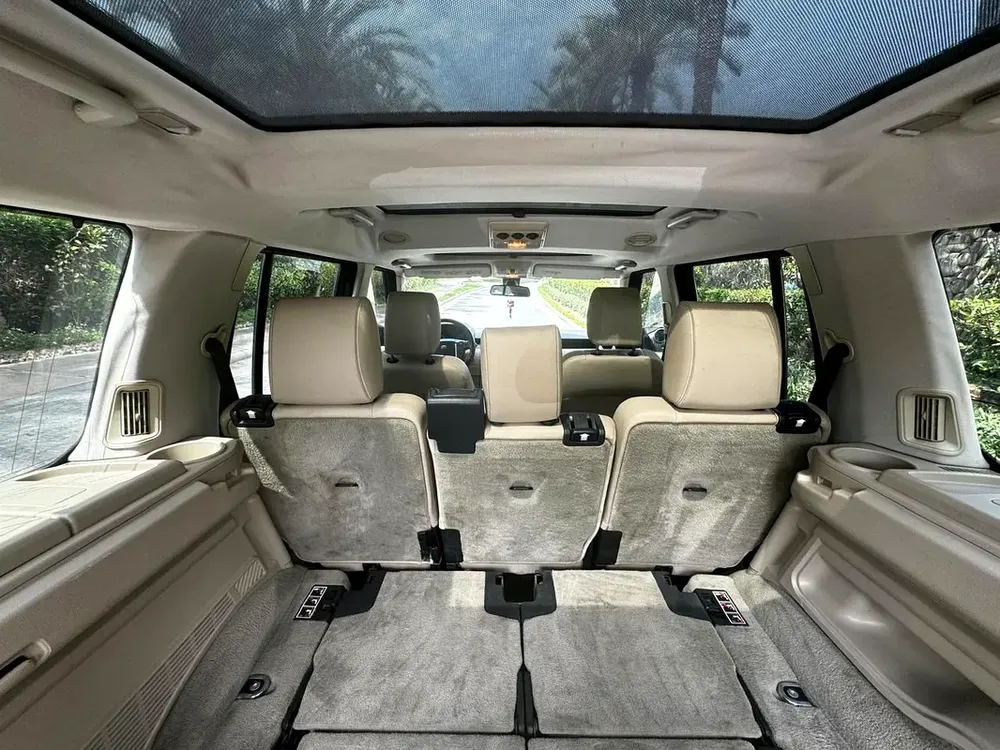 Land Rover LR4 HSE 2011 - GCC Specs - Well Maintained - Image 16