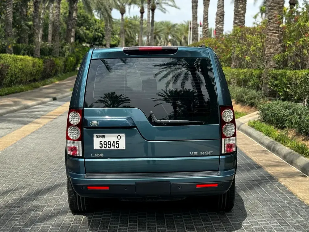 Land Rover LR4 HSE 2011 - GCC Specs - Well Maintained - Image 7