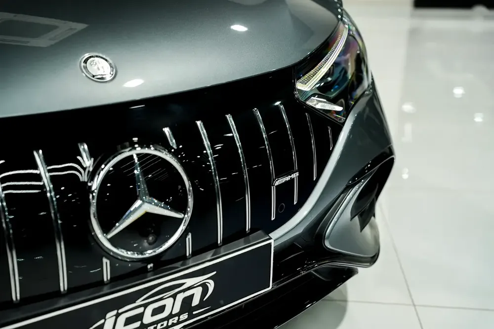 2024 Mercedes-Benz EQE 53 AMG 4MATIC+ | GCC Specs | Performance Electric Luxury - Image 5