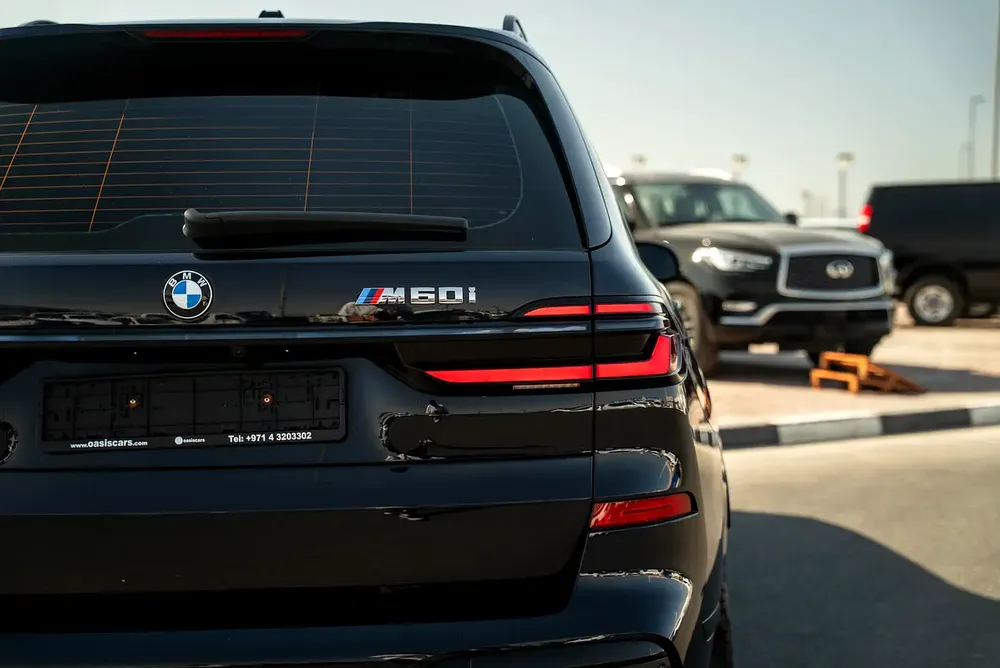 BMW X7 M60i Agency Warranty Full Service History GCC  2024 Low Mileage 4.4L Twin Turbo V8 - Image 6