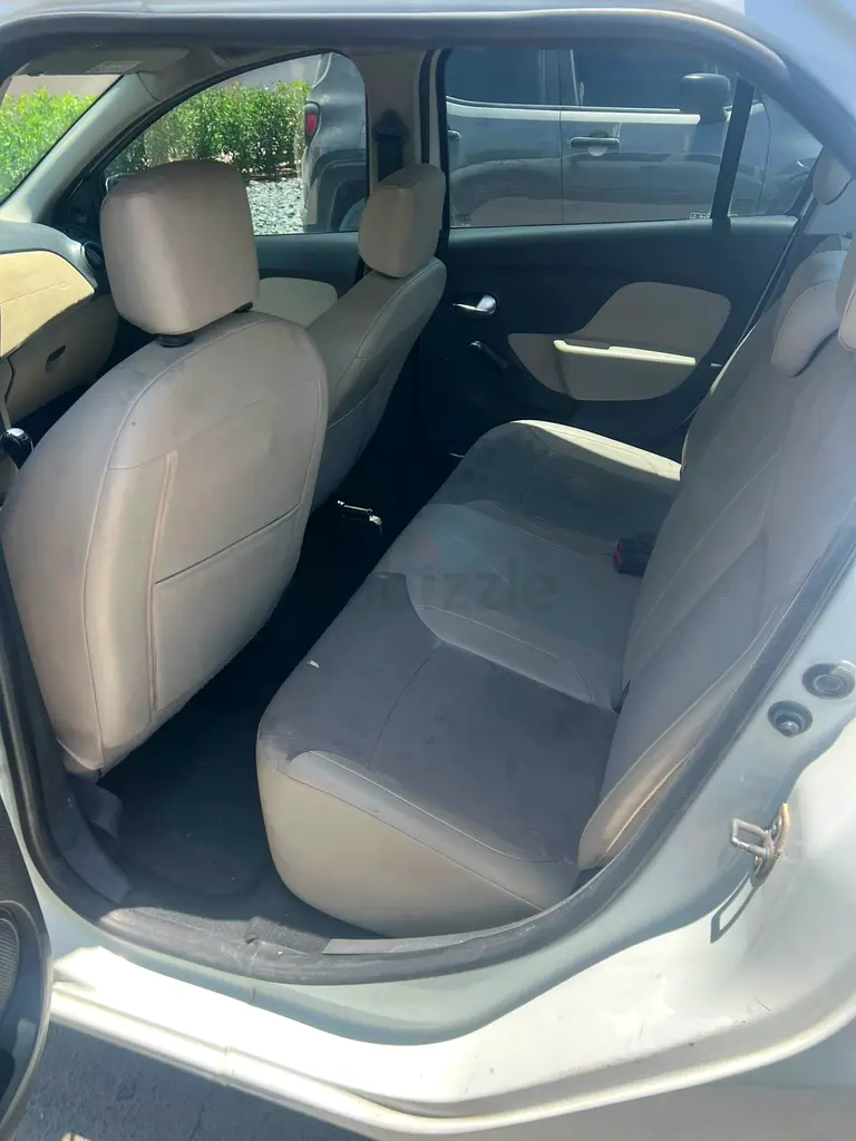 Renault Symbol 2020 LE | GCC Specs | Well Maintained - Image 9