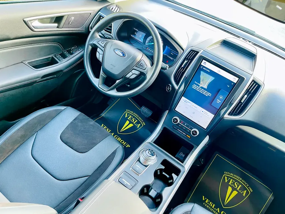 DEALER WARRANTY + FREE SERVICE UNTIL 09/2028 / LEATHER SEATS + BIG SCREEN / IN HOUSE FINANCE - Image 15