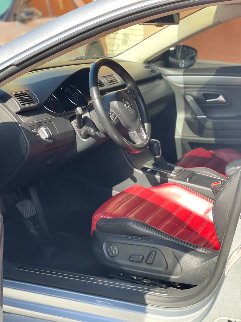 Volkswagen  CC Sport  -  2016 Model GCC  Specs - Image 9