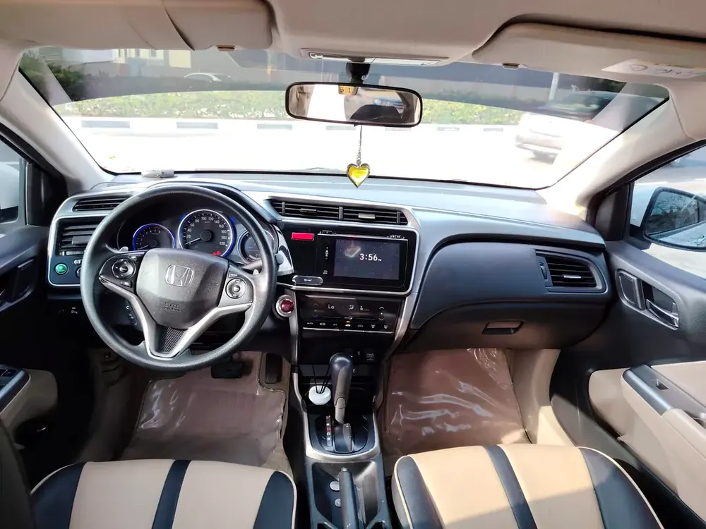 Honda City 2016 | Full Option | GCC | Clean Condition | Ready to Drive - Image 6