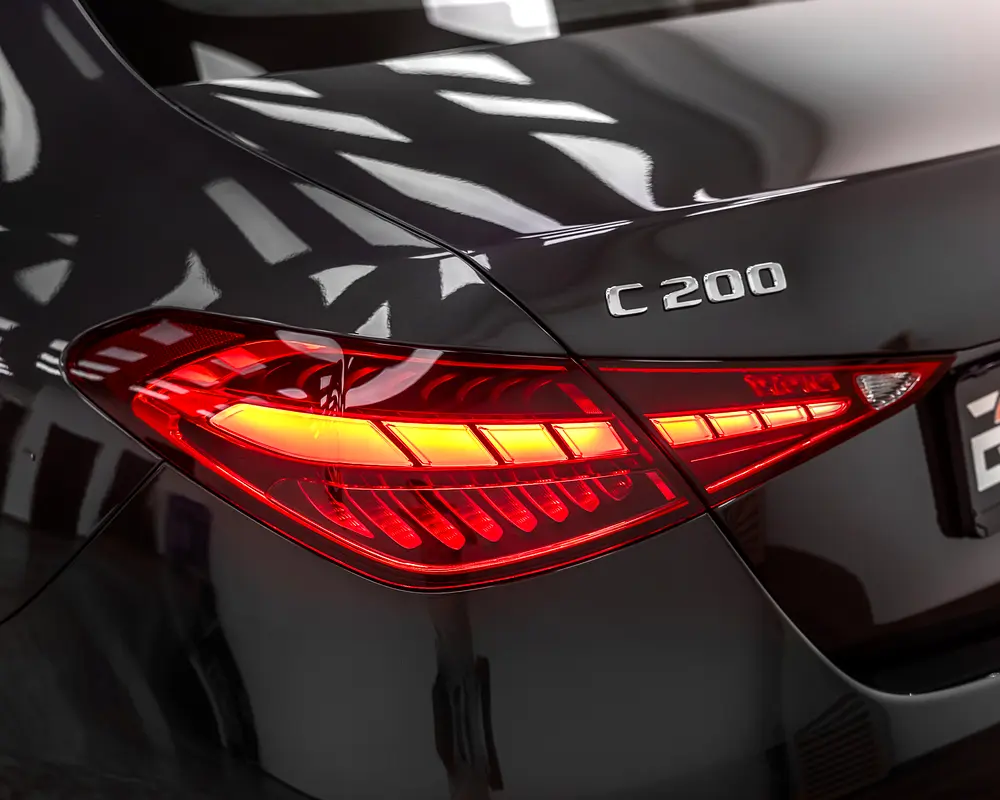 MERCEDES C200 PREMIUM - AMG KIT - 2026 - GCC - UNDER WARRANTY - BRAND NEW - Image 5