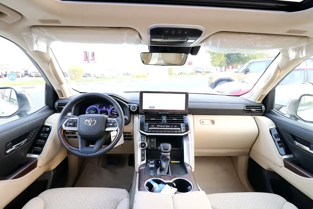 LAND CRUISER 3.5 HYBRID VX-V100 2025 - For Export - Image 5