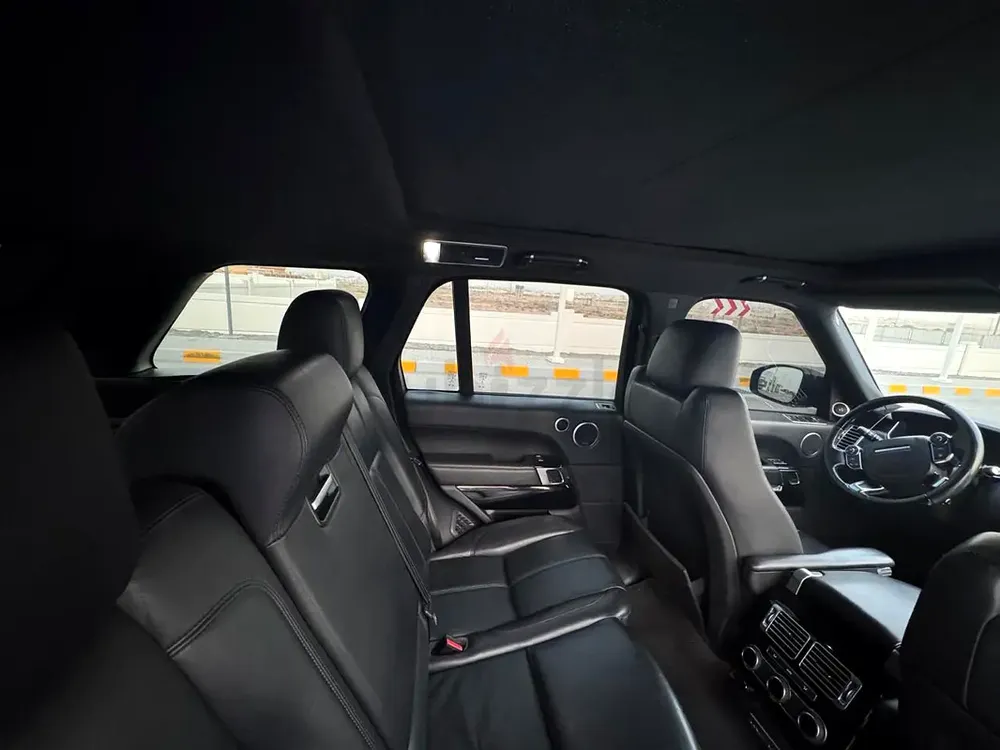 Land Rover Range Rover HSE 2016 GCC Specs - Image 12