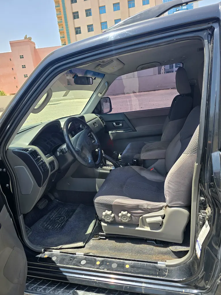 Mitsubishi Pajero 2007 British Owner 3 Door (3.0 L) - Image 6