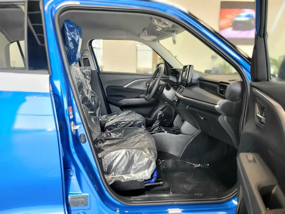 Suzuki Swift GLX 2026 - Brand New Hatchback - Image 4