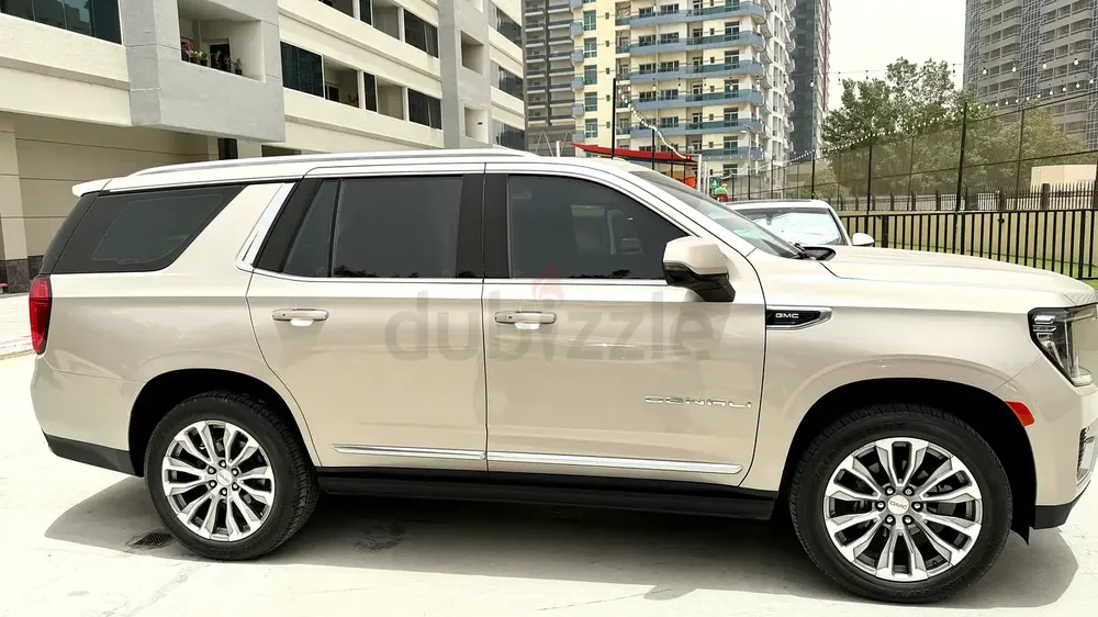 GMC Yukon Denali 2021 | GCC Specs | Low Mileage | Full Service History - Image 8