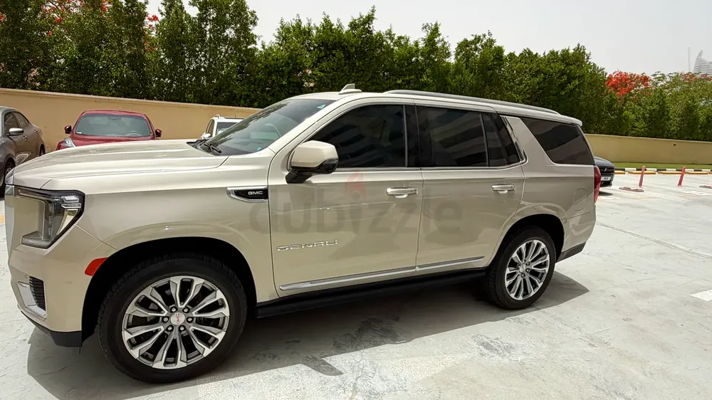 GMC Yukon Denali 2021 | GCC Specs | Low Mileage | Full Service History - Image 9