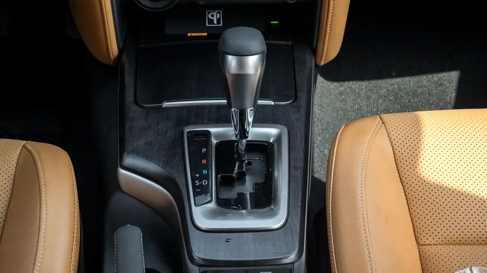 Toyota Fortuner 4.0 FULL OPTION 2025  *EXPORT ONLY* - Image 17