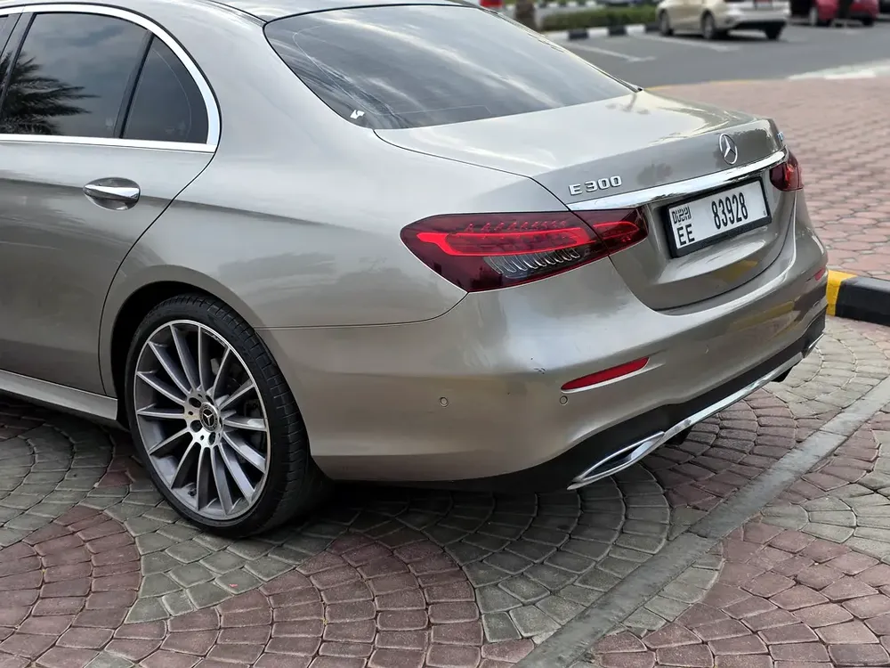 2022 Mercedes-Benz E-Class E 300 AMG | GCC Specs | Pristine Condition - Image 4