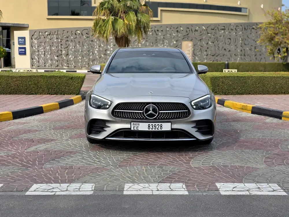 2022 Mercedes-Benz E-Class E 300 AMG | GCC Specs | Pristine Condition - Image 8