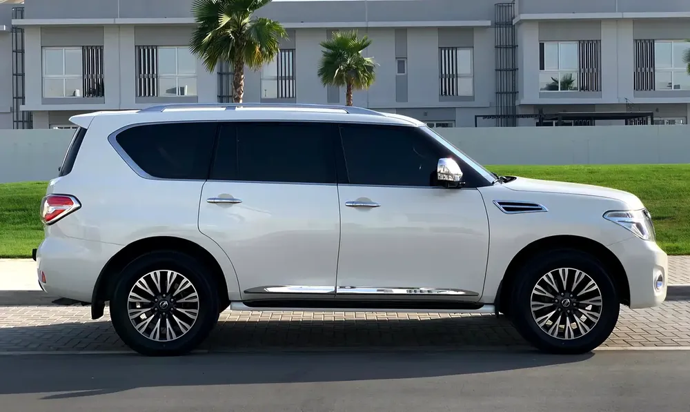 Nissan Patrol SE Platinum City 2019, GCC Specs - Image 6