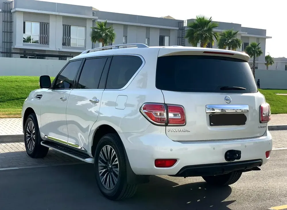 Nissan Patrol SE Platinum City 2019, GCC Specs - Image 8