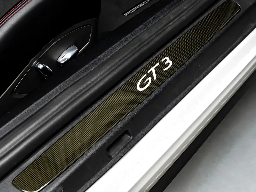 The BEST Ramadan Offer in the UAE - Limited Time, December 2026 Porsche Warranty, Low KMs, GCC - Image 19