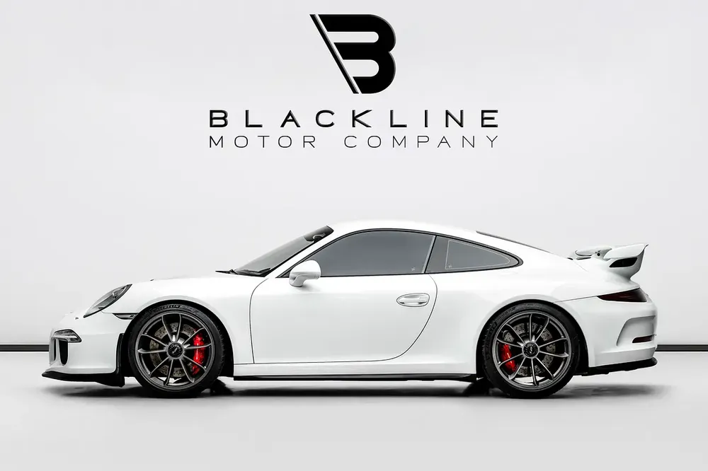 The BEST Ramadan Offer in the UAE - Limited Time, December 2026 Porsche Warranty, Low KMs, GCC - Image 5