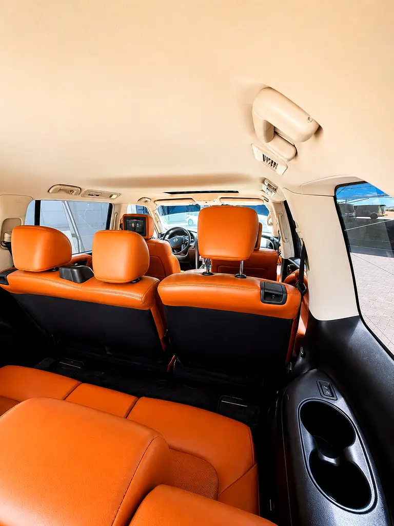 2021 NISSAN PATROL V8 TITANIUM - GCC SPECS - BIG ENGINE - FULL OPTION - Image 10
