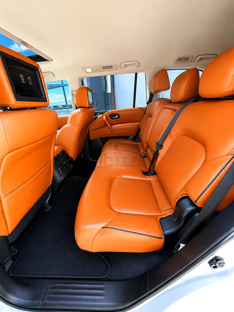 2021 NISSAN PATROL V8 TITANIUM - GCC SPECS - BIG ENGINE - FULL OPTION - Image 9