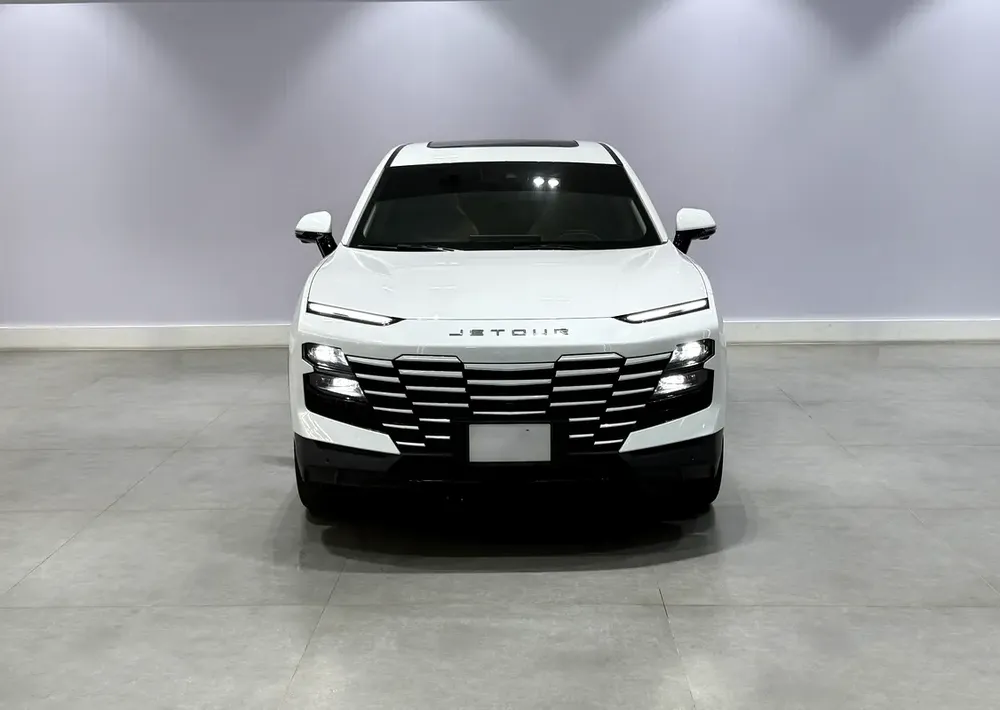 Brand New 2025 Jetour Dashing 1.6T Luxury - Advanced Tech  Futuristic Design - Image 6