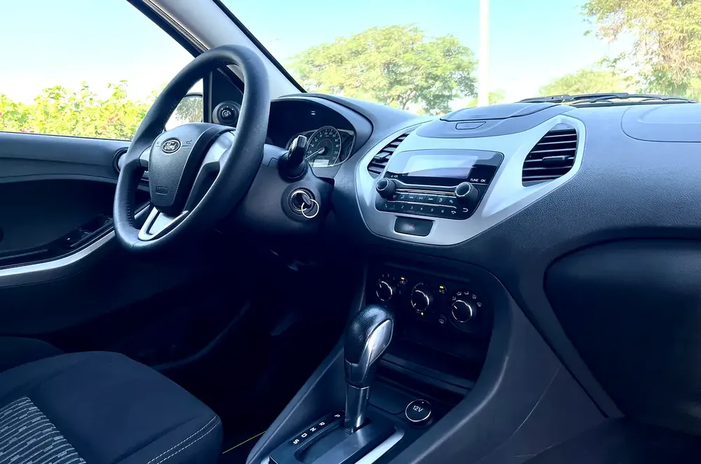 WARRANTY UNLIMITED MILEAGE / TREND + ALLOY WHEEL + POWER WINDOW + BLUETOOTH + USB / IN HOUSE FINANCE - Image 13