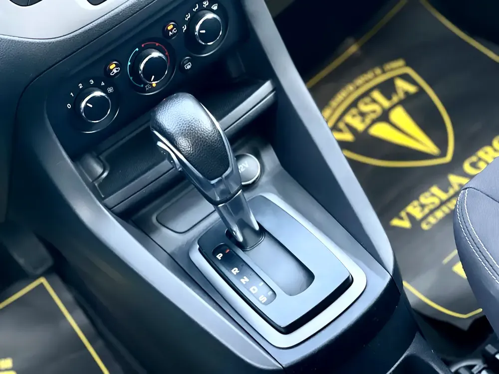 WARRANTY UNLIMITED MILEAGE / TREND + ALLOY WHEEL + POWER WINDOW + BLUETOOTH + USB / IN HOUSE FINANCE - Image 14