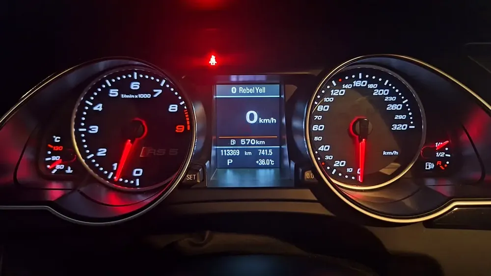2014 Audi RS5 4.2 FSI Quattro - GCC Specs - Pristine Condition - Image 19