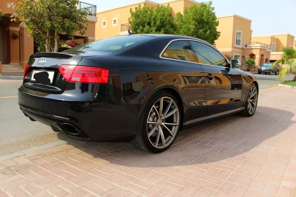 2014 Audi RS5 4.2 FSI Quattro - GCC Specs - Pristine Condition - Image 4