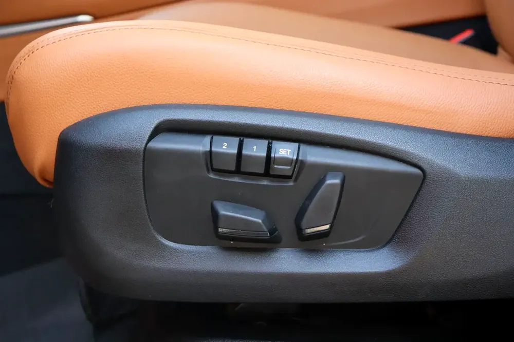 BMW X6 xDrive35i Executive 2016 GCC Specs - Image 12