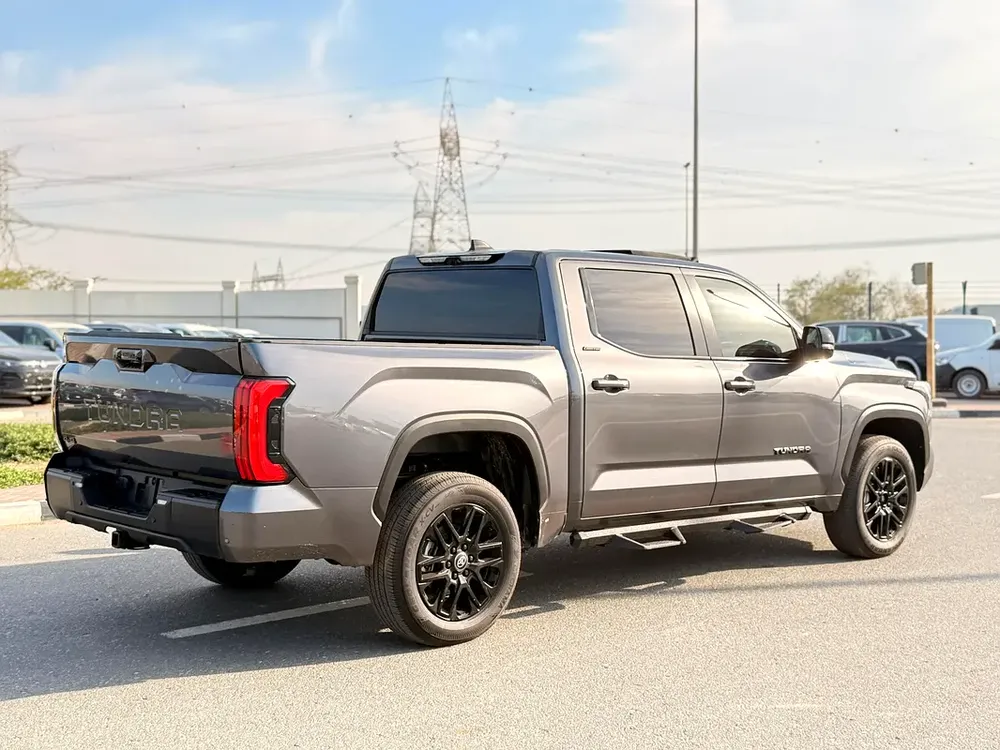 Toyota Tundra Crewmax 2025 -  Limited -4X4 -  EXCELLENT CONDITION  - With Panoramic Roof - Image 19