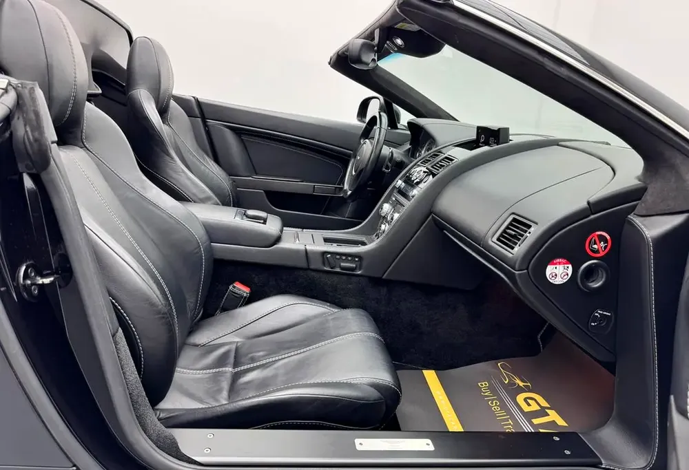 2013 Aston Martin Vantage, Full Service History, Excellent Condition - Image 12