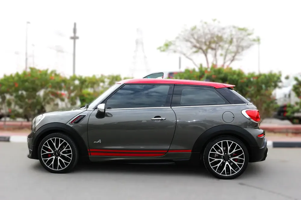 2013 MINI Clubman John Cooper Works - GCC Specs - Image 4