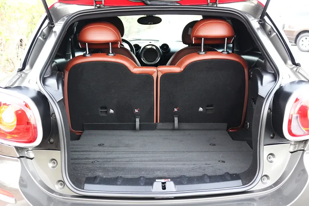 2013 MINI Clubman John Cooper Works - GCC Specs - Image 9