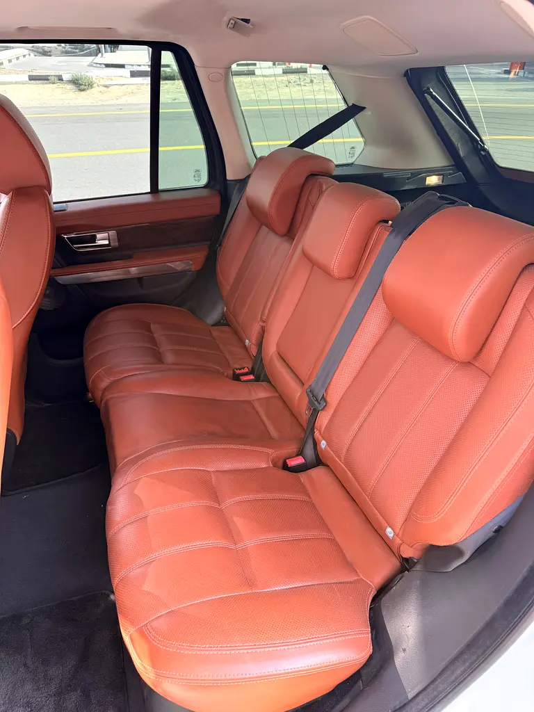 Land Rover Range Rover Sport HST 2011 GCC 510 HP - Image 12