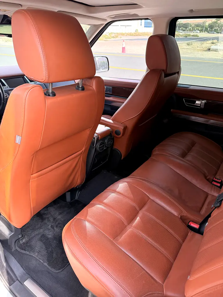 Land Rover Range Rover Sport HST 2011 GCC 510 HP - Image 13