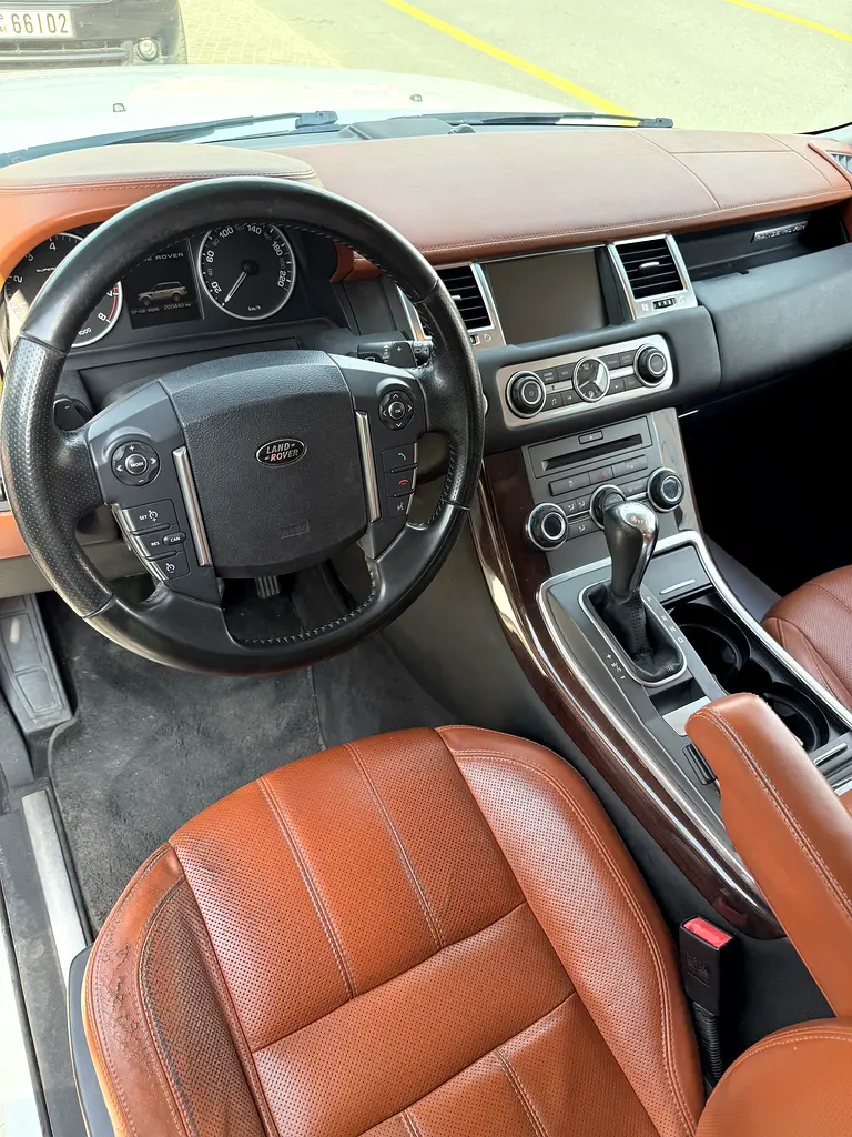 Land Rover Range Rover Sport HST 2011 GCC 510 HP - Image 16